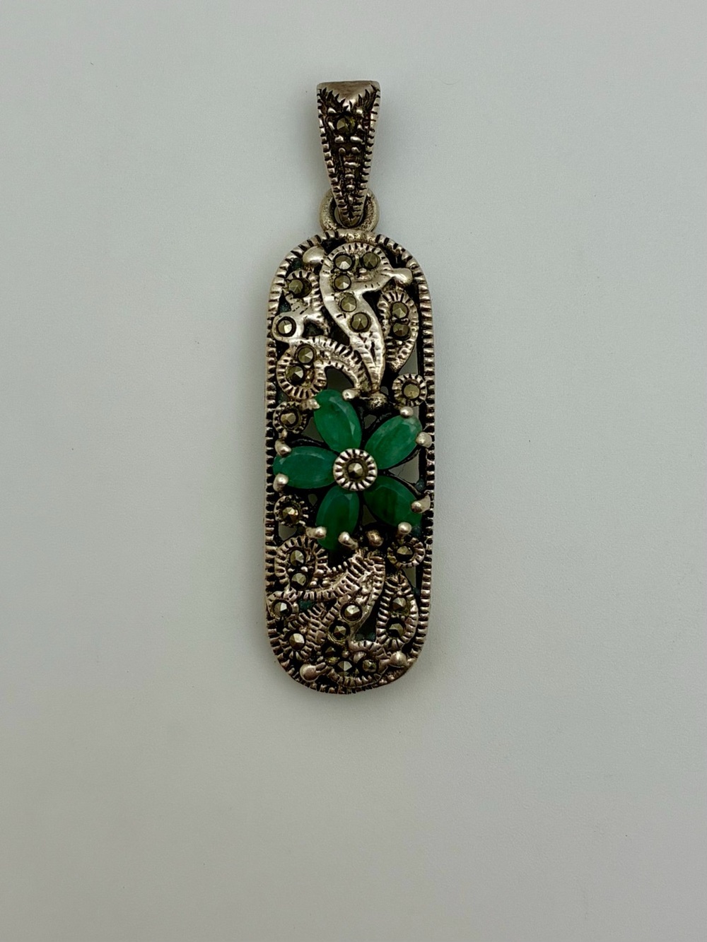 Antique Emerald flower Silver filigree pendant